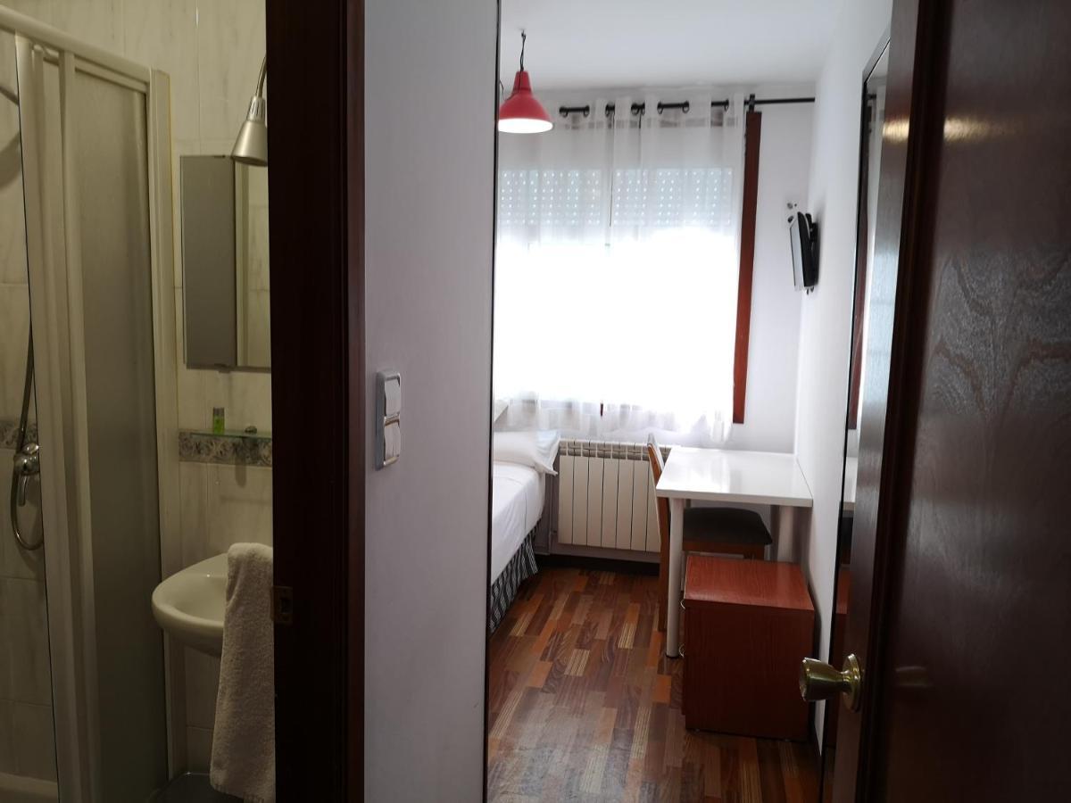Hostal Carbonara Ла-Корунья Экстерьер фото