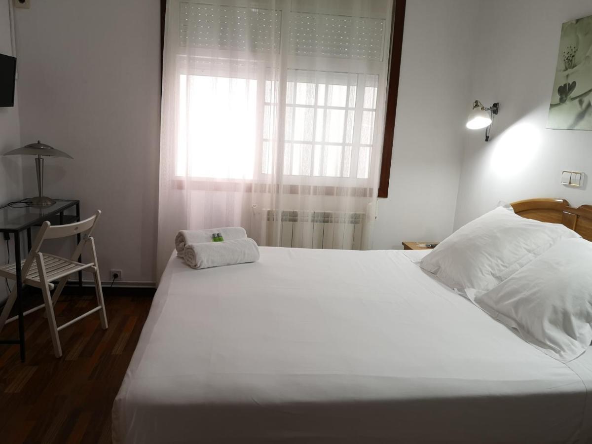 Hostal Carbonara Ла-Корунья Экстерьер фото