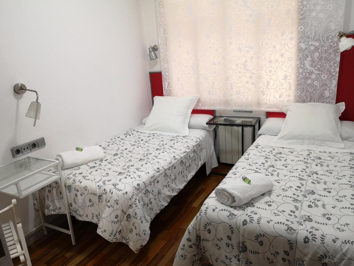 Hostal Carbonara Ла-Корунья Экстерьер фото