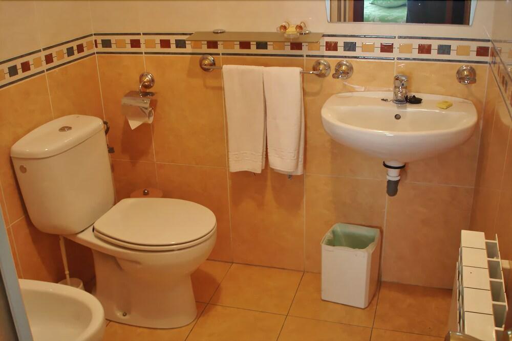 Hostal Carbonara Ла-Корунья Экстерьер фото
