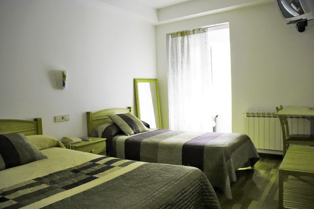 Hostal Carbonara Ла-Корунья Экстерьер фото