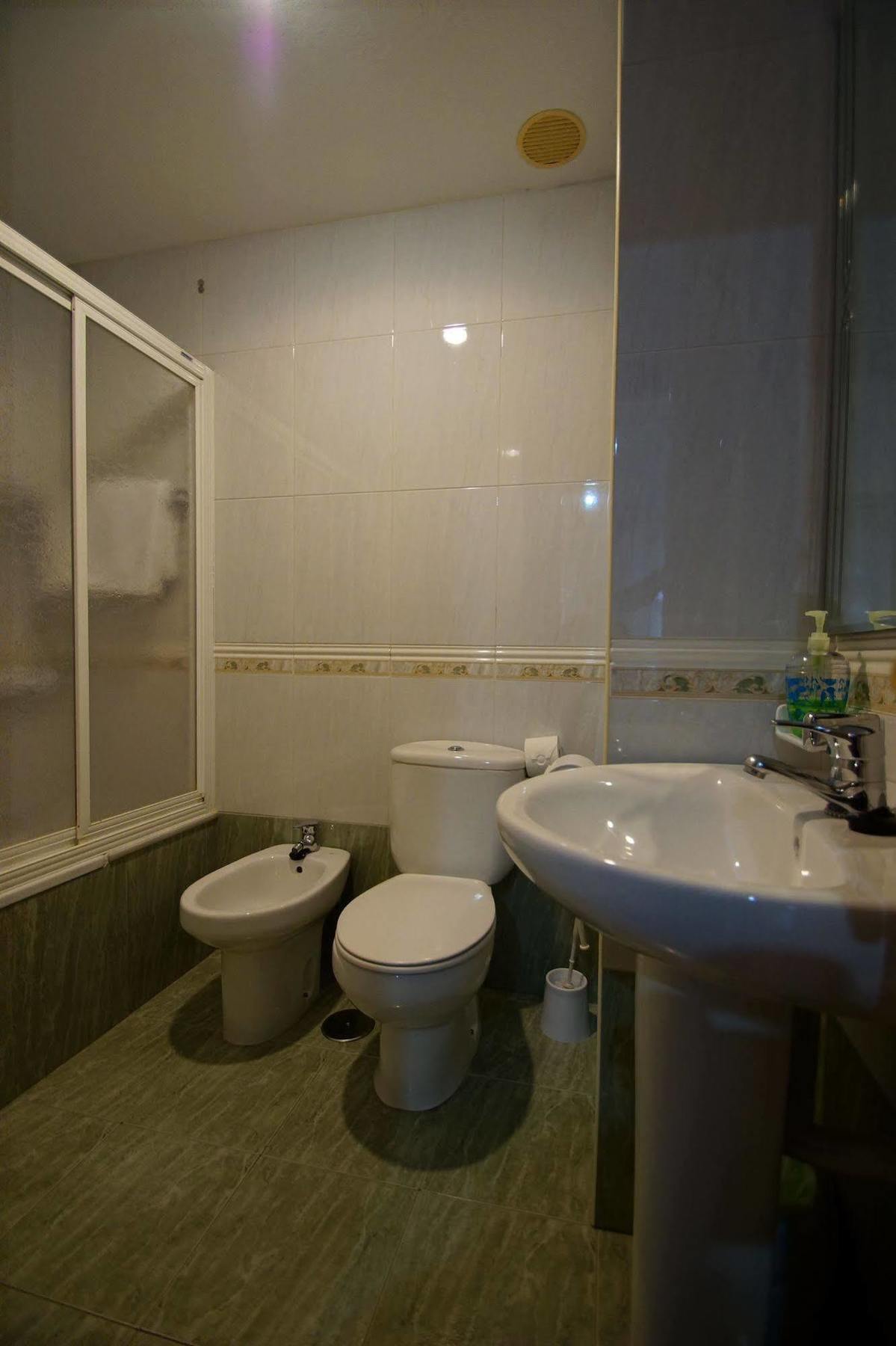 Hostal Carbonara Ла-Корунья Экстерьер фото